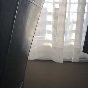 Meet your Posher, Lenore